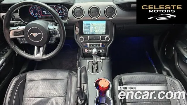 FORD Cabriolet 2021 — photo 7 sur 20