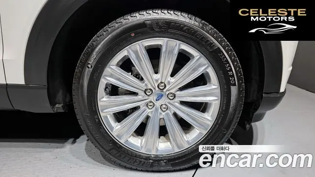 FORD 62.3 Limited 4WD 2022 — photo 5 sur 26