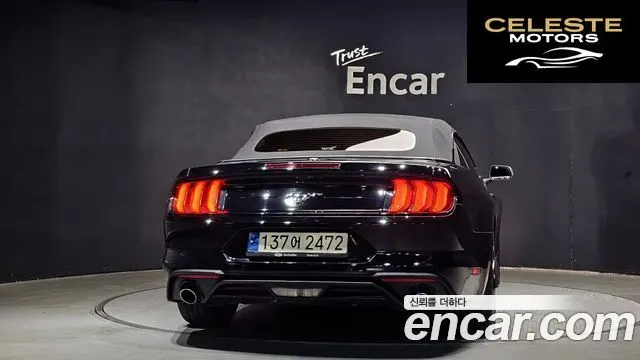 FORD Cabriolet 2021 — photo 4 sur 20