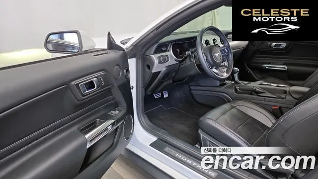 FORD Coupé 2023 — photo 10 sur 26