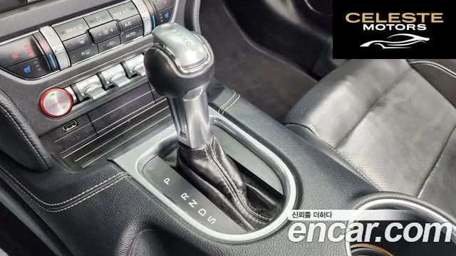 FORD Cabriolet 2019 — photo 9 sur 20