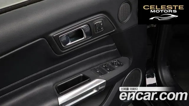 FORD Cabriolet 2018 — photo 17 sur 26