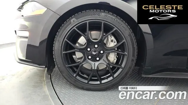 FORD Cabriolet 2018 — photo 5 sur 26