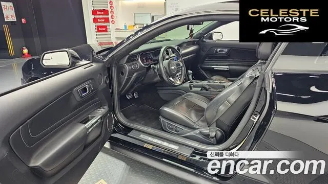 FORD Coupé 2020 — photo 11 sur 20