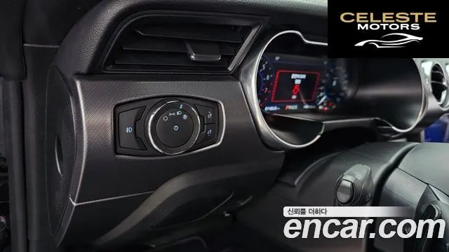 FORD Coupé 2020 — photo 16 sur 20
