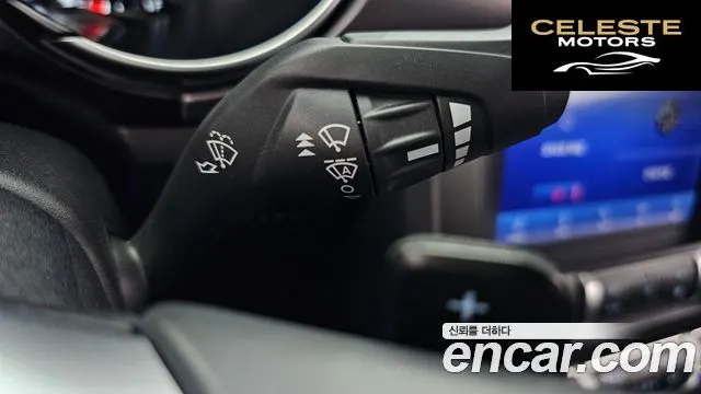 FORD Coupé 2020 — photo 17 sur 20