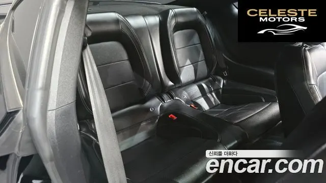 FORD Coupé 2019 — photo 12 sur 20