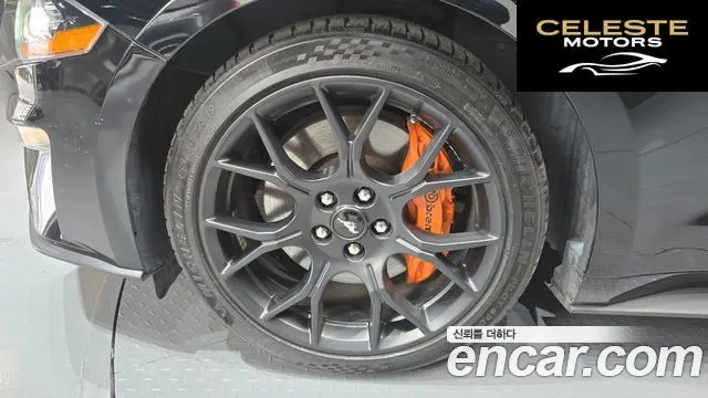 FORD Coupé 2019 — photo 5 sur 20