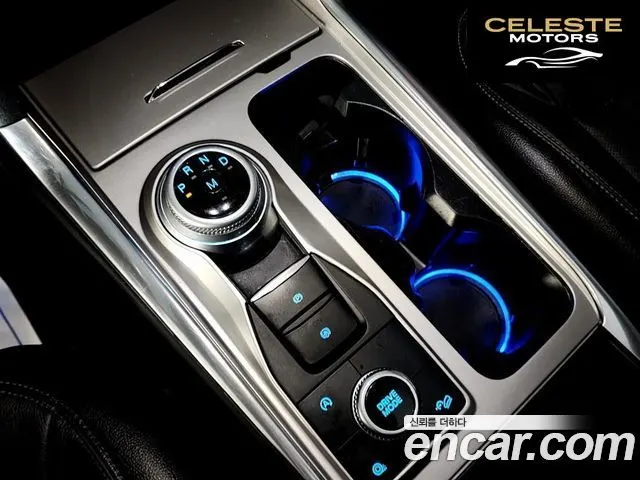 FORD 62.3 Limited 4WD 2020 — photo 12 sur 26