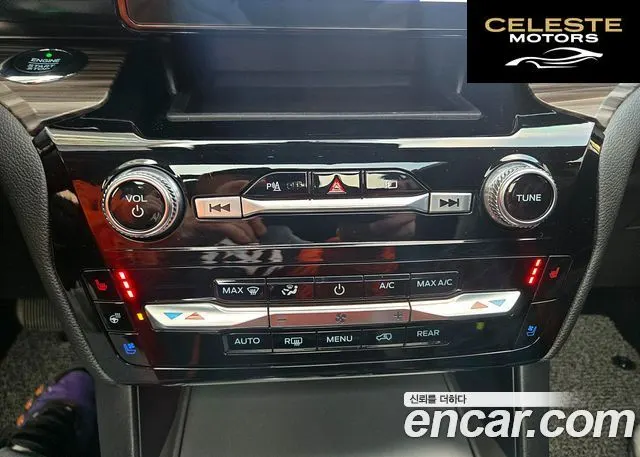 FORD 62.3 Limited 4WD 2021 — photo 14 sur 26