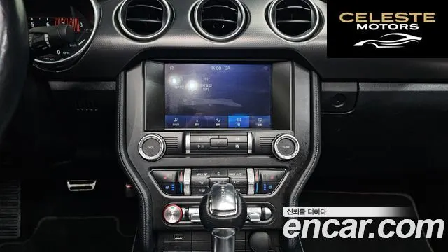 FORD Cabriolet 2022 — photo 13 sur 26