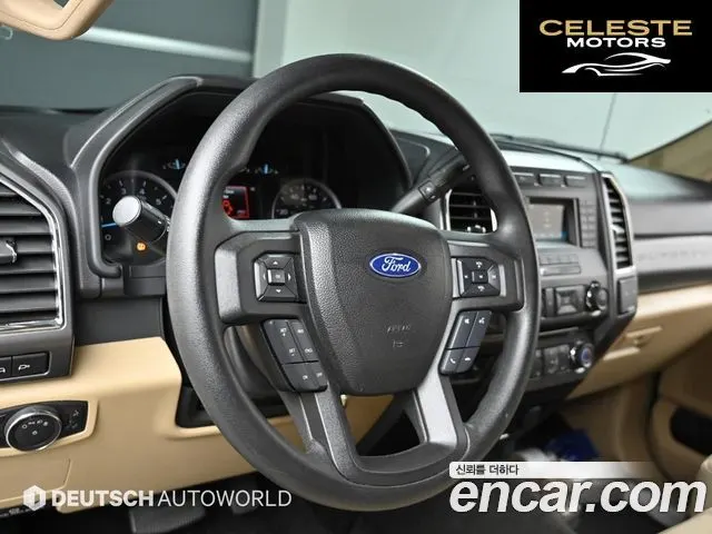 FORD F350 6.2 2018 — photo 13 sur 26