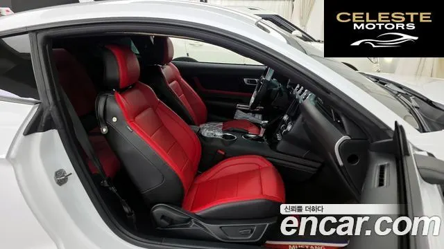 FORD Coupé 2023 — photo 10 sur 20