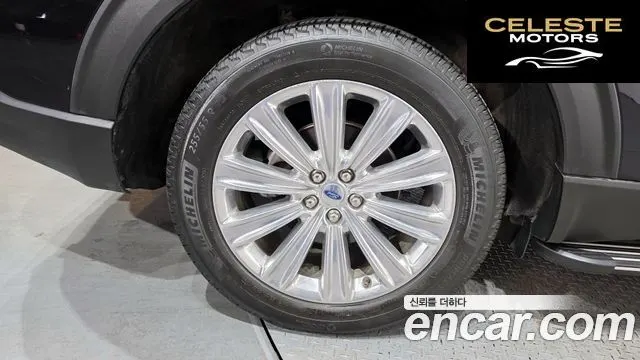 FORD 62.3 Limited 4WD 2021 — photo 5 sur 26