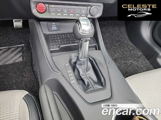 FORD 72.3 Premium Cabriolet 2024 — photo 8 sur 24