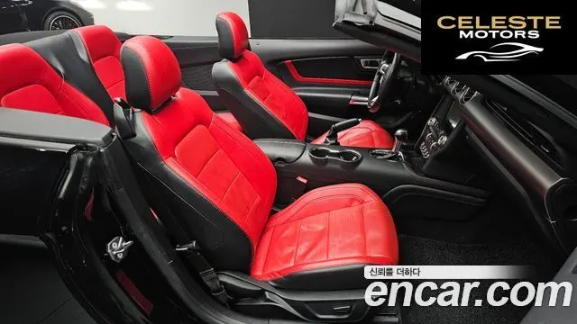 FORD Cabriolet 2021 — photo 10 sur 26
