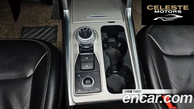 FORD 62.3 Limited 4WD 2022 — photo 9 sur 20