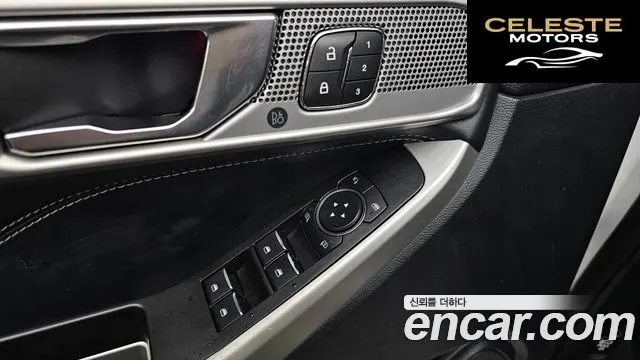 FORD 62.3 Limited 4WD 2020 — photo 13 sur 20