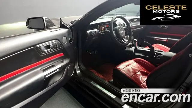 FORD Coupé 2019 — photo 10 sur 20