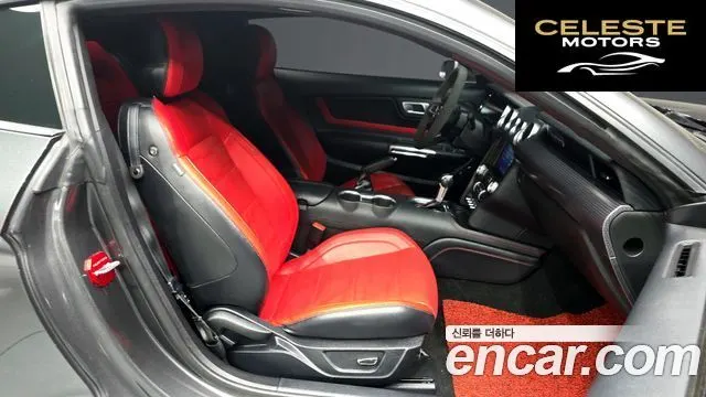 FORD Coupé 2019 — photo 11 sur 20