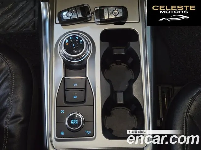 FORD 62.3 Limited 4WD 2022 — photo 13 sur 26