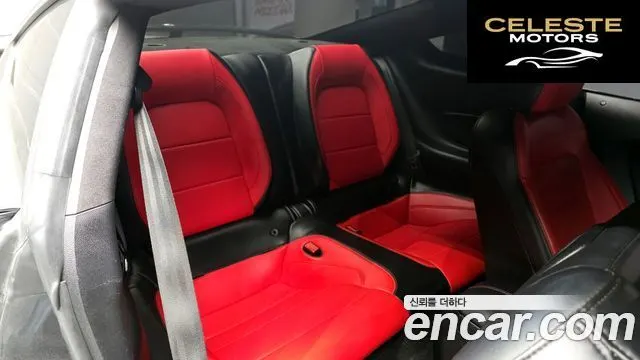 FORD Coupé 2019 — photo 12 sur 20