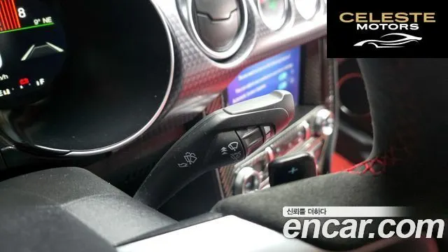 FORD Coupé 2019 — photo 19 sur 20