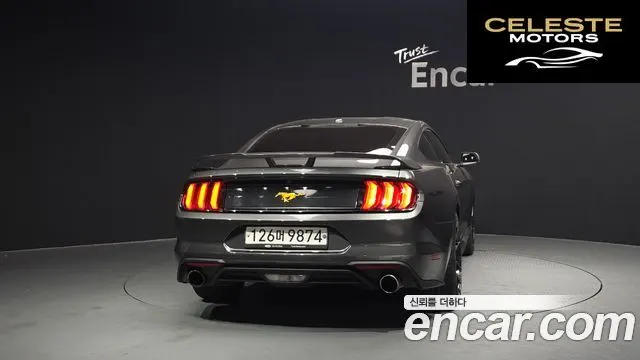 FORD Coupé 2019 — photo 4 sur 20