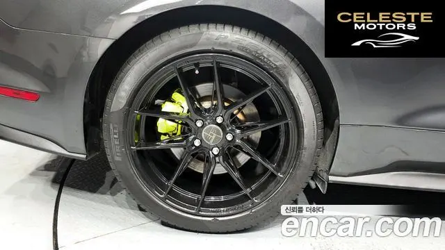 FORD Coupé 2019 — photo 5 sur 20