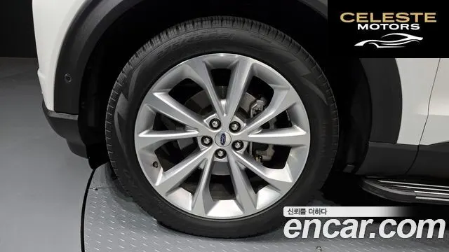 FORD 63.0 4WD 2022 — photo 5 sur 26