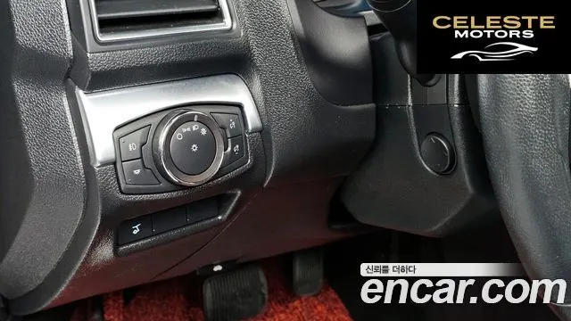 FORD 2.3 Limited 4WD 2018 — photo 16 sur 20