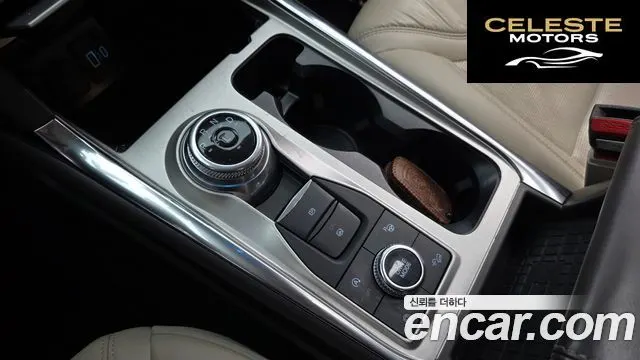 FORD 63.0 4WD 2022 — photo 9 sur 20