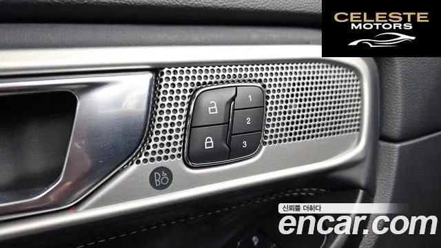 FORD 62.3 Limited 4WD 2020 — photo 16 sur 20
