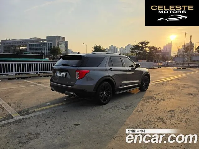 FORD 63.3 Limited 4WD 2022 — photo 5 sur 26