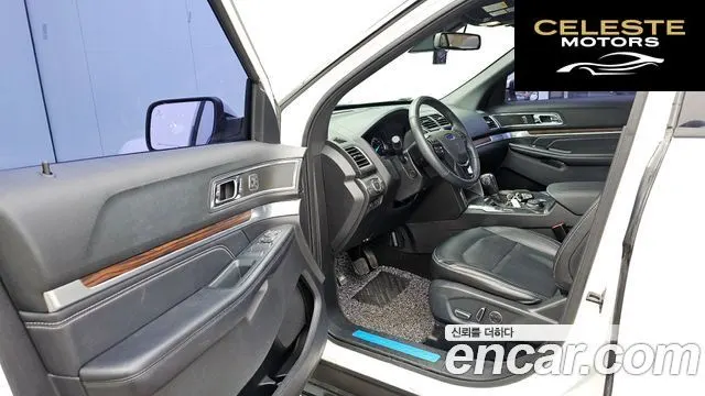 FORD 2.3 Limited 4WD 2018 — photo 11 sur 20