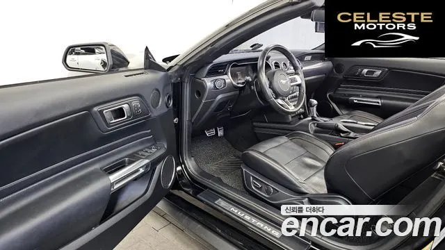 FORD Cabriolet 2019 — photo 10 sur 20