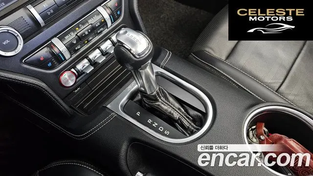 FORD Cabriolet 2019 — photo 9 sur 20