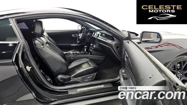 FORD Coupé 2019 — photo 11 sur 20