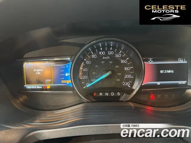 FORD 2.3 Limited 4WD 2017 — photo 10 sur 26