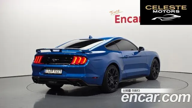 FORD Coupé 2021 — photo 2 sur 20
