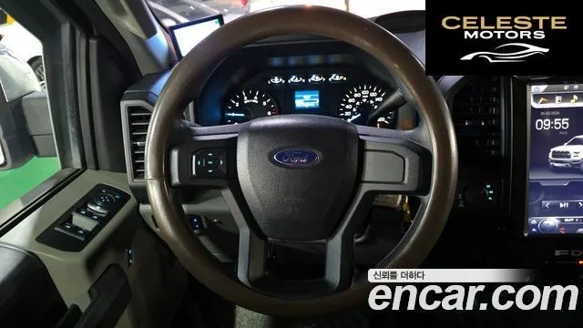 FORD F150 5.0L 2016 — photo 13 sur 20