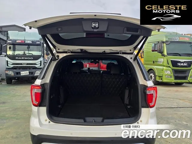 FORD 2.3 Limited 4WD 2017 — photo 17 sur 26