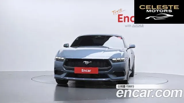 FORD 72.3 Premium Coupé 2024 — photo 3 sur 20