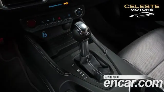 FORD 72.3 Premium Coupé 2024 — photo 9 sur 20