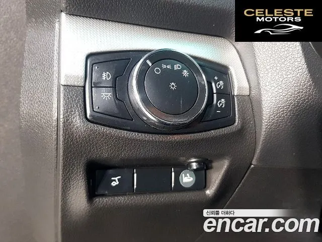 FORD 2.0 2WD 2013 — photo 11 sur 26