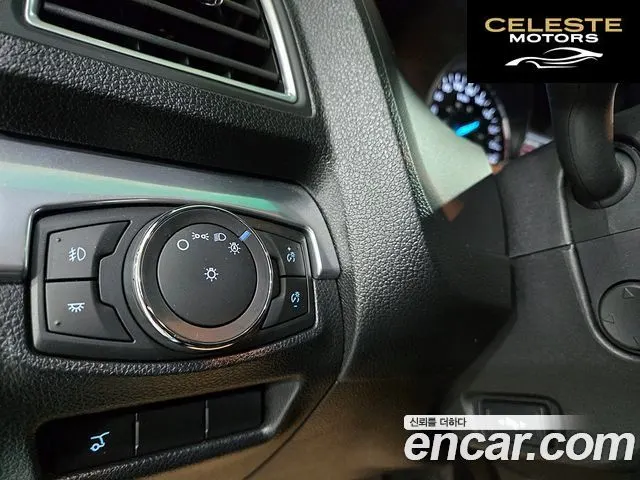 FORD 2.3 Limited 4WD 2016 — photo 14 sur 26