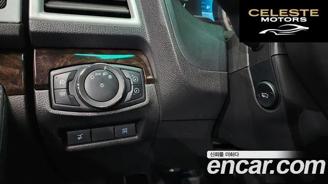 FORD 3.5 Limited 4WD 2011 — photo 17 sur 20