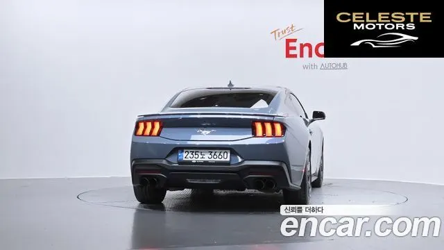 FORD 72.3 Premium Coupé 2024 — photo 4 sur 20
