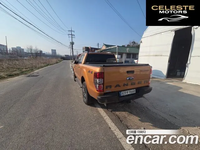 FORD 32.0 2022 — photo 3 sur 6