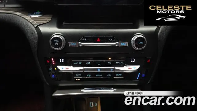 FORD 62.3 Limited 4WD 2020 — photo 17 sur 20